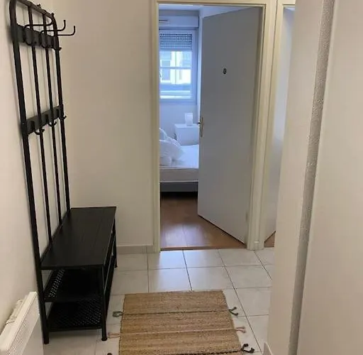 Grand Free Parking Prive Gratuit *